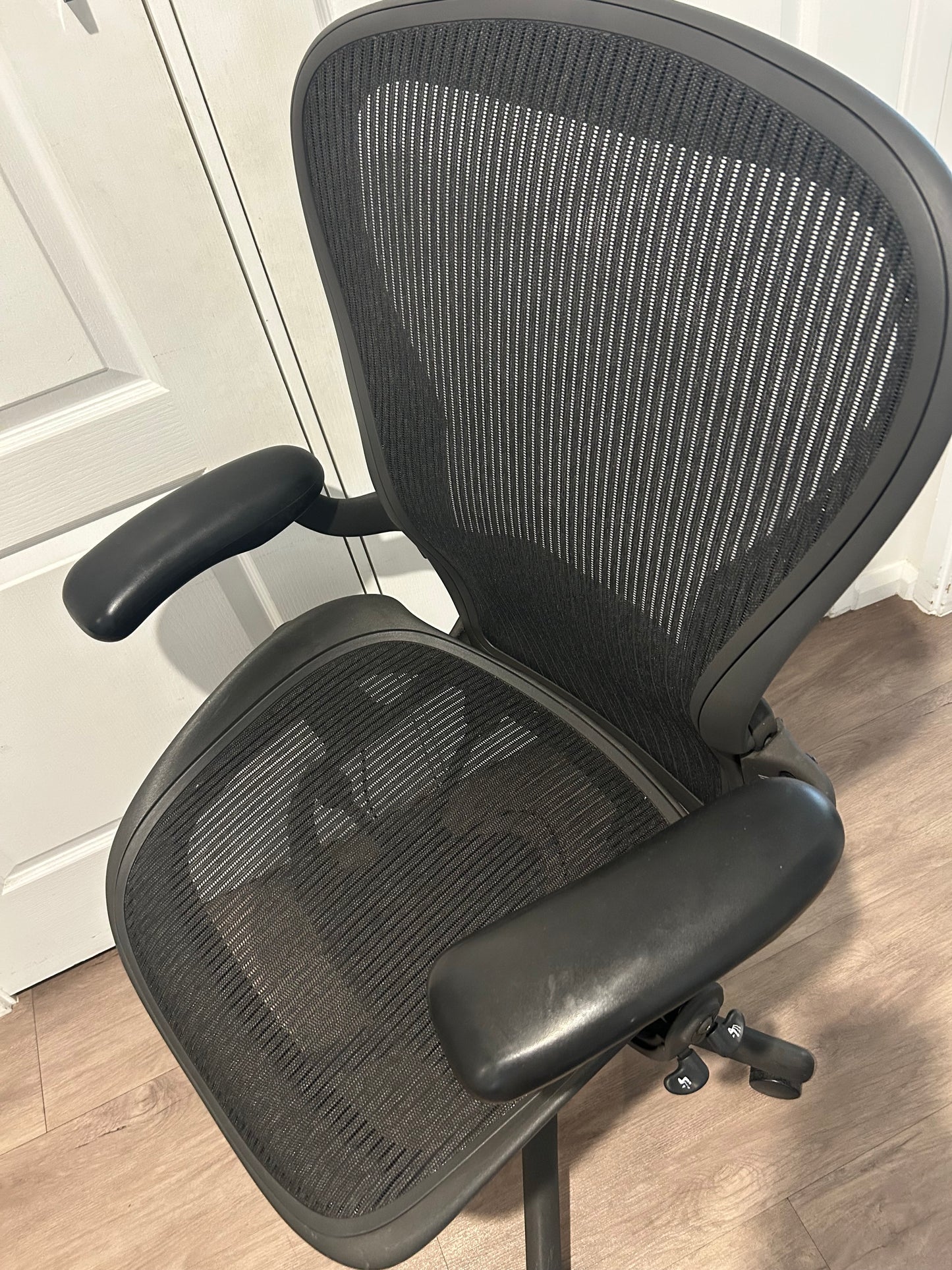 Herman Miller Aeron classic chair - Size C