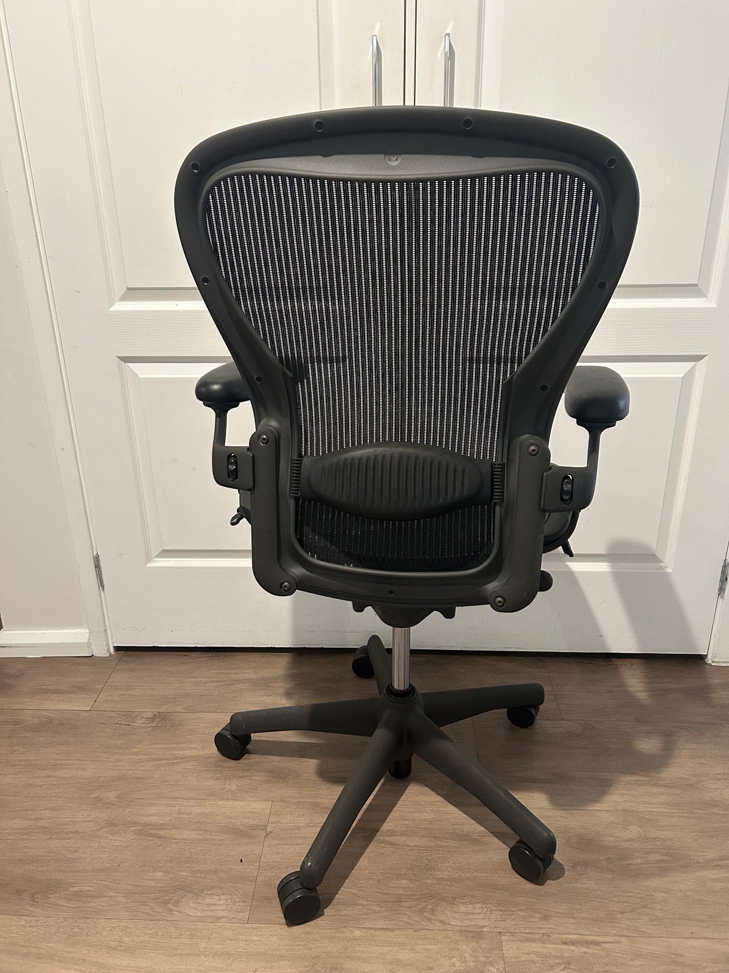 Herman Miller Aeron classic chair - Size C