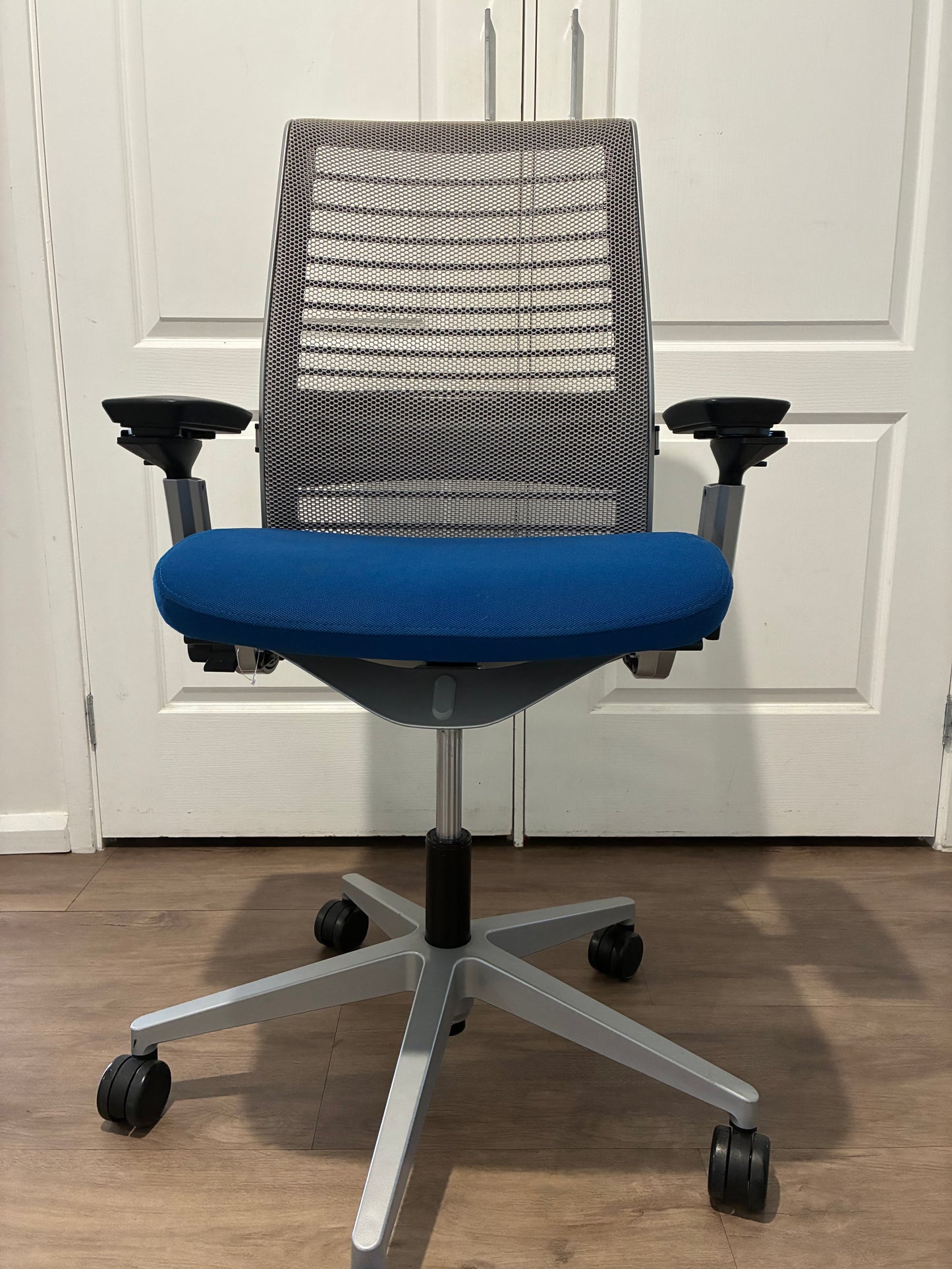 Steelcase Think V2 Office Chair