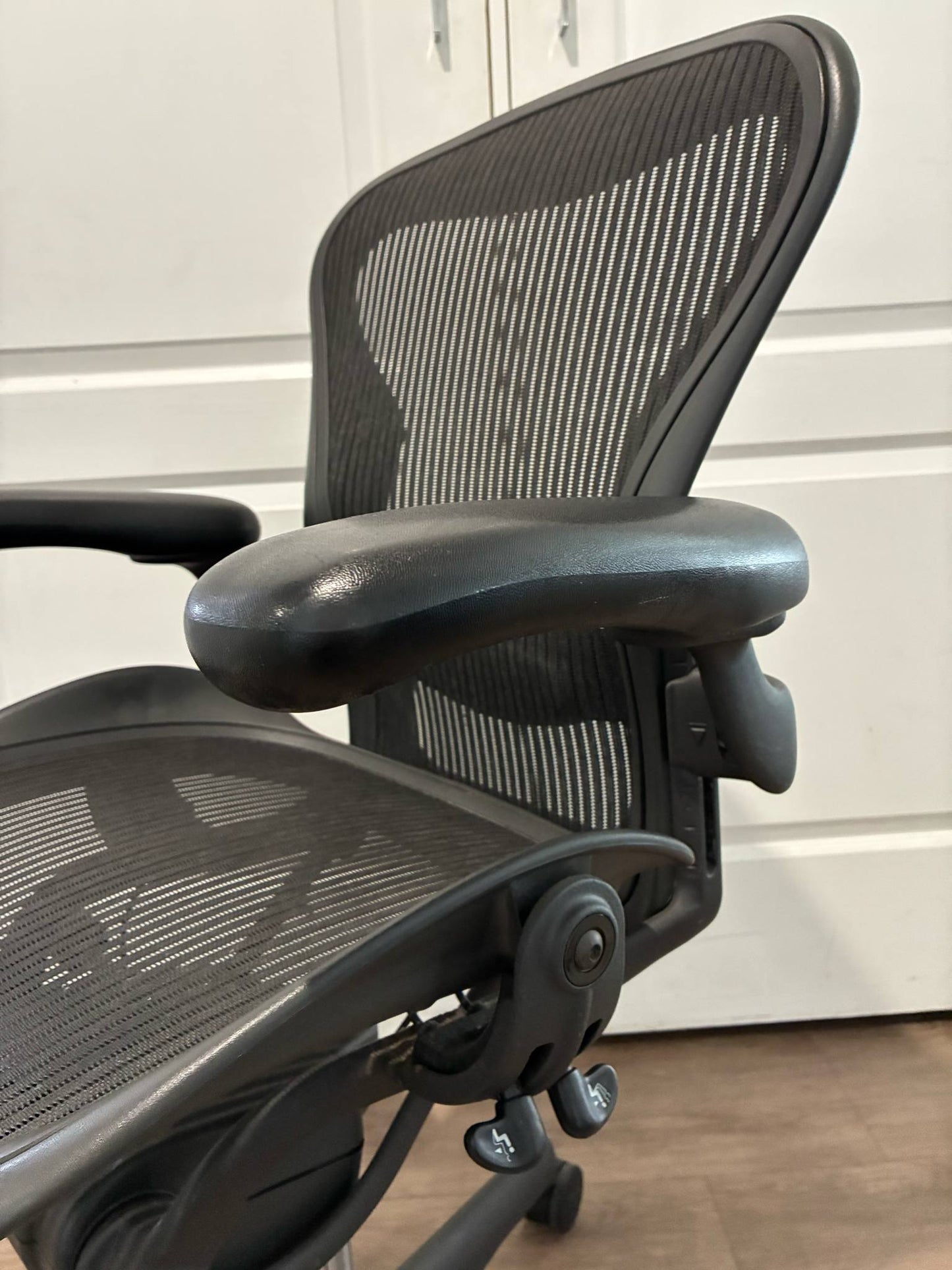 Herman Miller Aeron Ergonomic Office Chair – Used, Excellent condition - size B