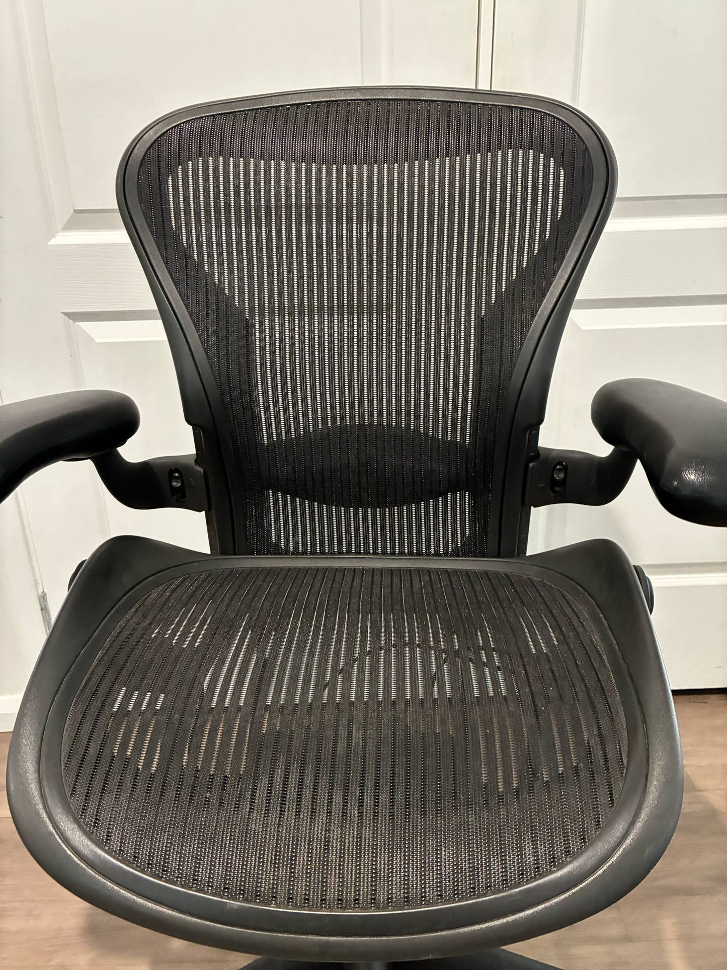 Herman Miller Aeron Ergonomic Office Chair – Used, Excellent condition - size B