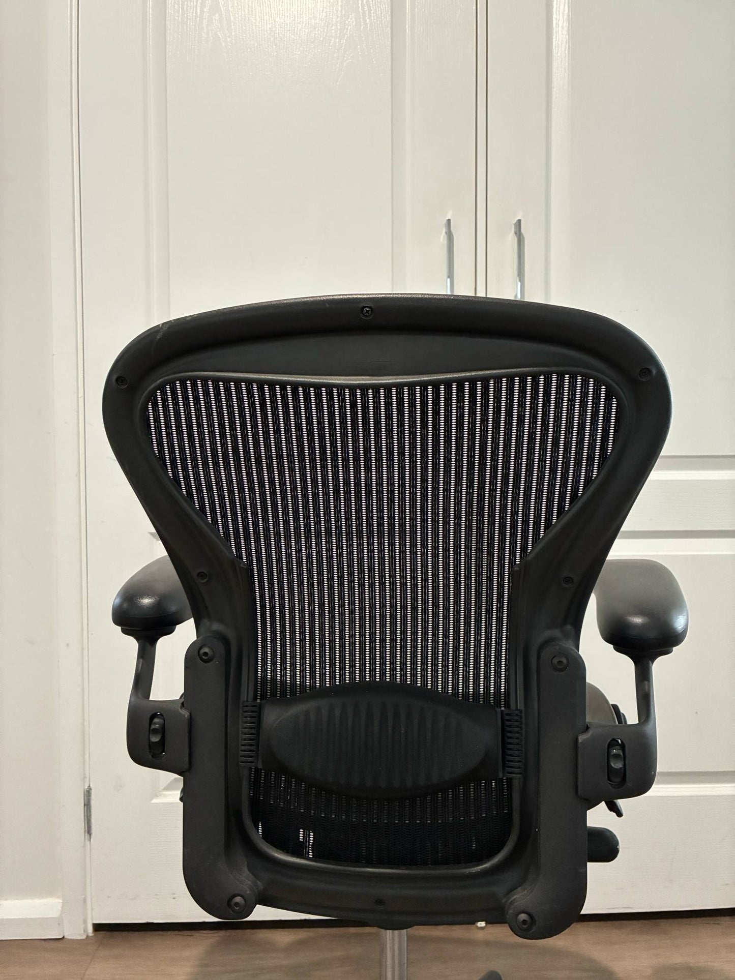 Herman Miller Aeron Ergonomic Office Chair – Used, Excellent condition - size B