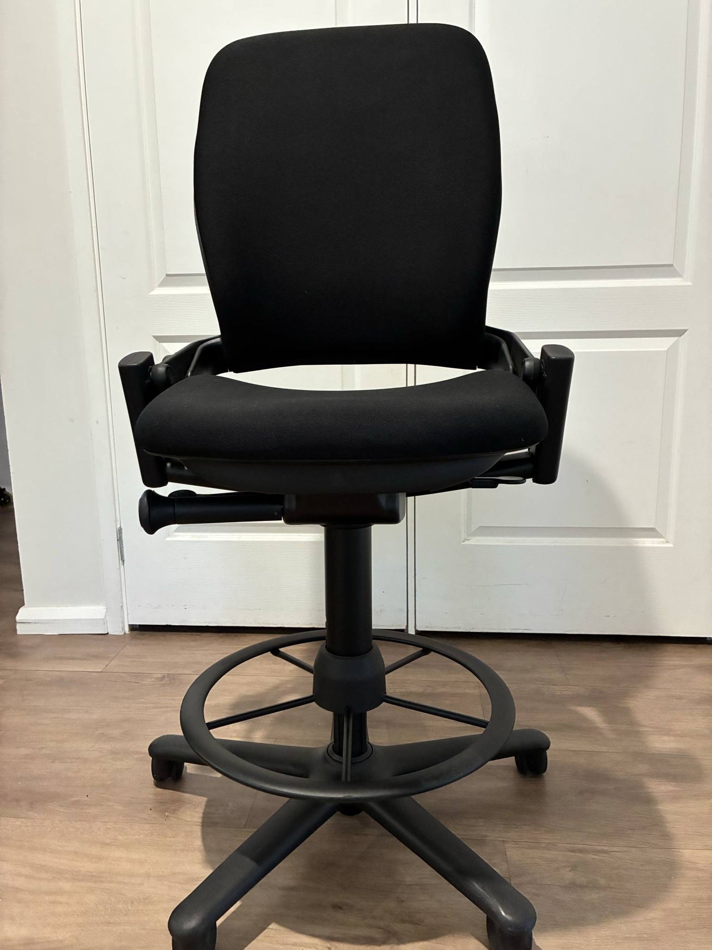 Steelcase Leap Ergonomic Office stool - without armrest