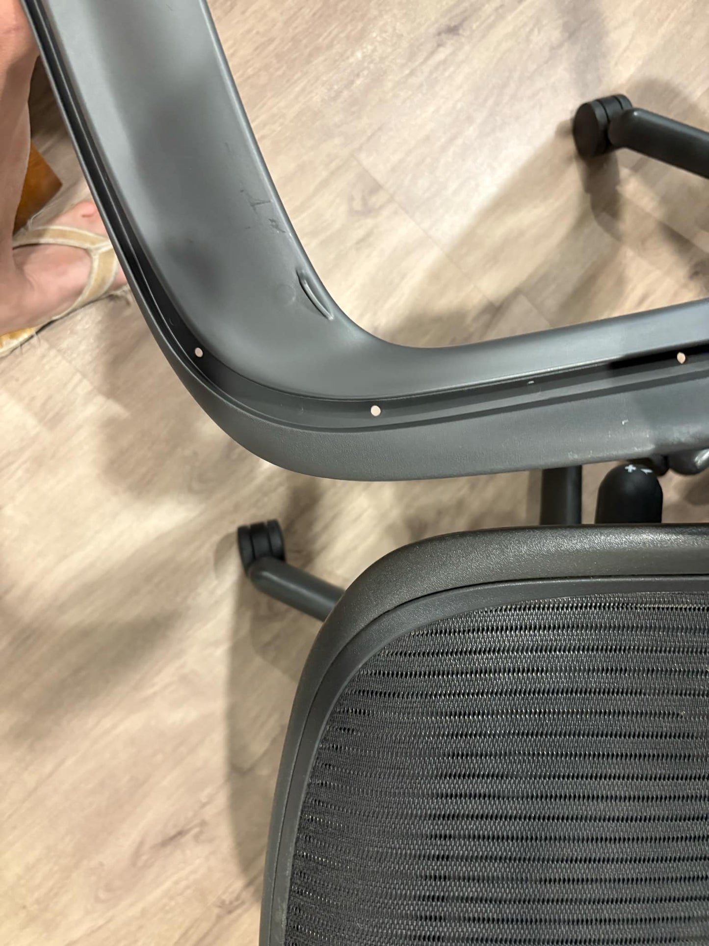 Size C Seat Pan - For classic Aeron chair - Colour code: 3D01 Carbon black