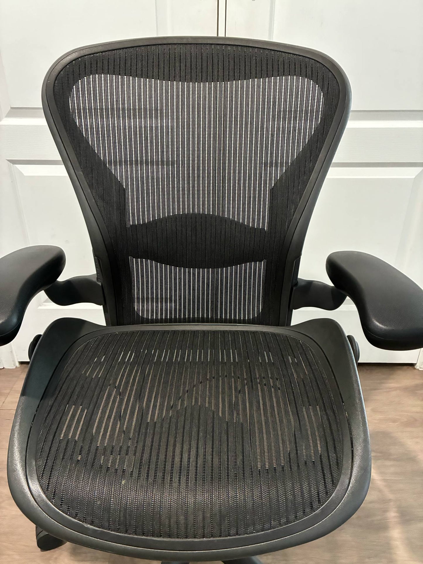 Herman Miller Aeron Ergonomic Office Chair – Used, excellent condition- Size B
