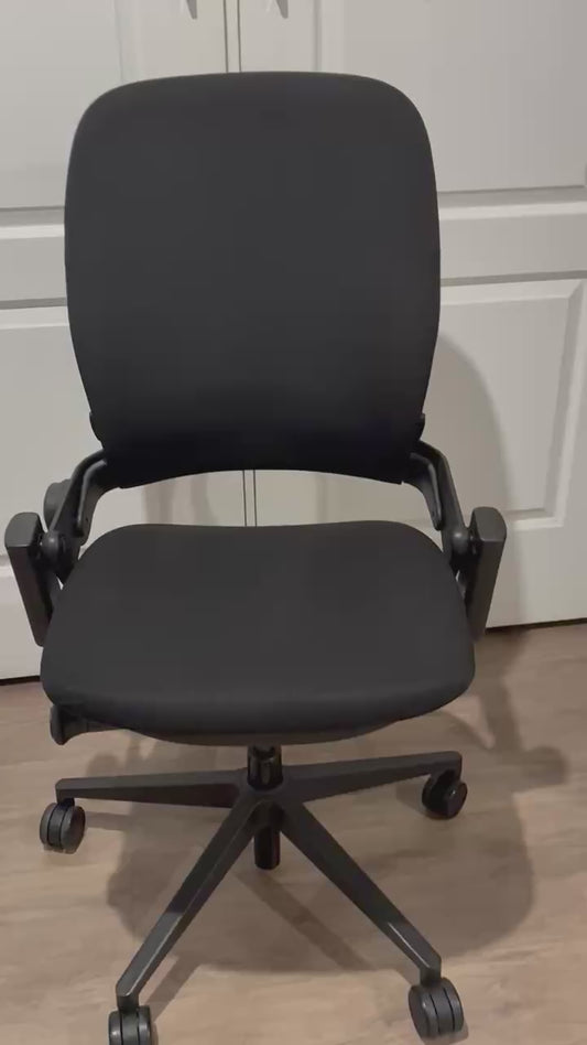 Steelcase Leap V2 Ergonomic office chair - without armrest