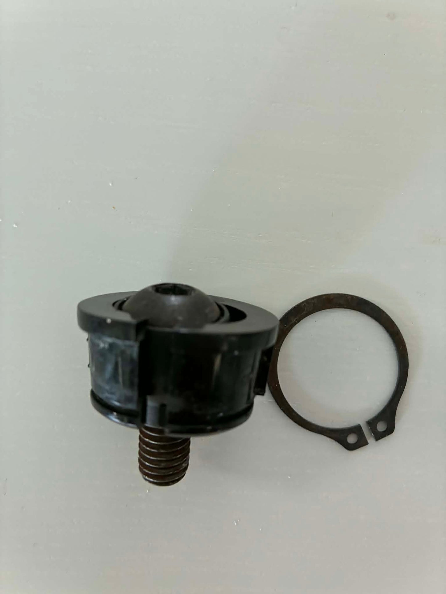 Herman Miller Aeron Chair Seat Bolts Hip Pivot and Bolt