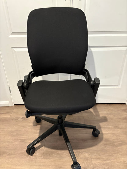 Steelcase Leap V2 Ergonomic office chair - without armrest