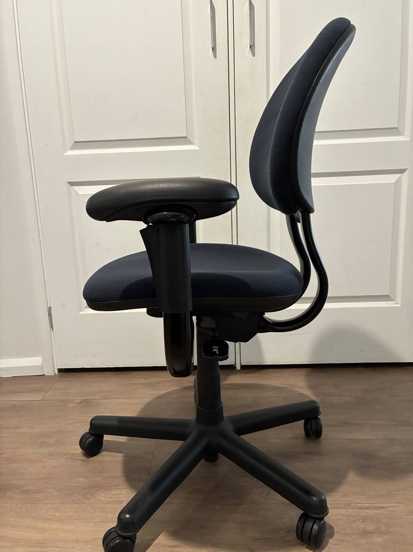 Steelcase Criterion Ergonomic Office Chair