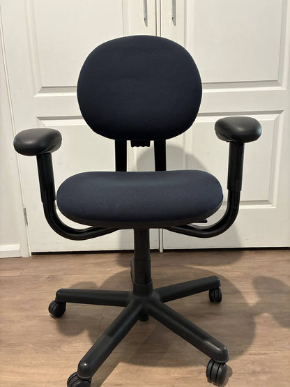 Steelcase Criterion Ergonomic Office Chair
