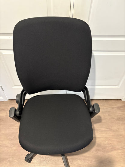 Steelcase Leap V2 Ergonomic office chair - without armrest