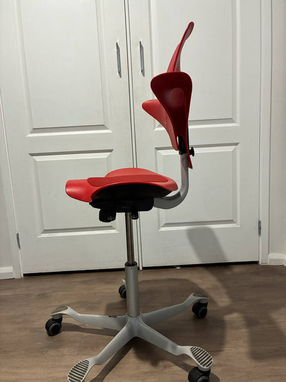 HÅG Capisco Puls 8010 Chair Ergonomic Saddle Seat
