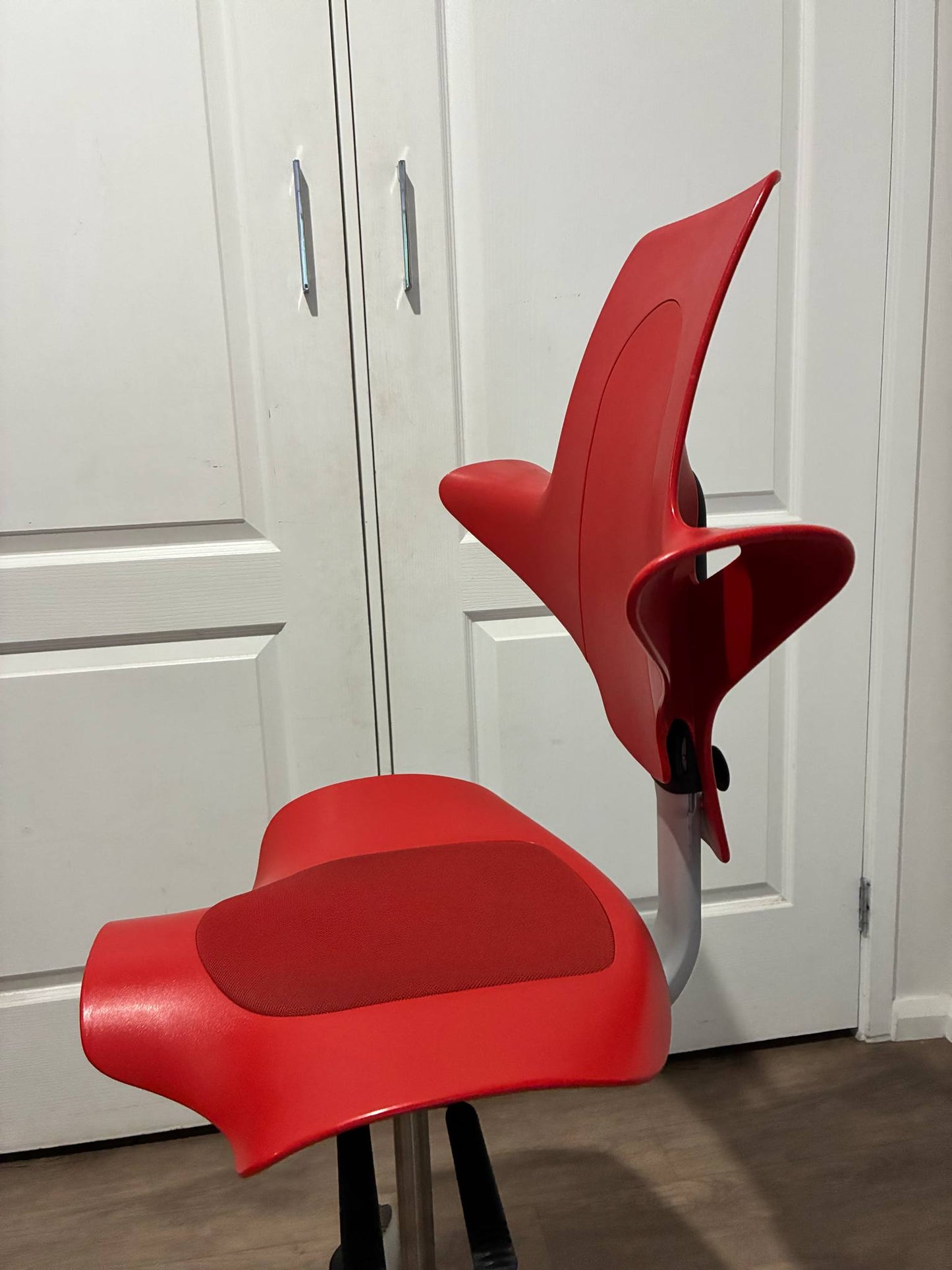 HÅG Capisco Puls 8010 Chair Ergonomic Saddle Seat