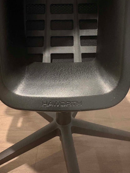Haworth Fern Ergonomic Office Chair – New & Unused | Height Adjustable Arms