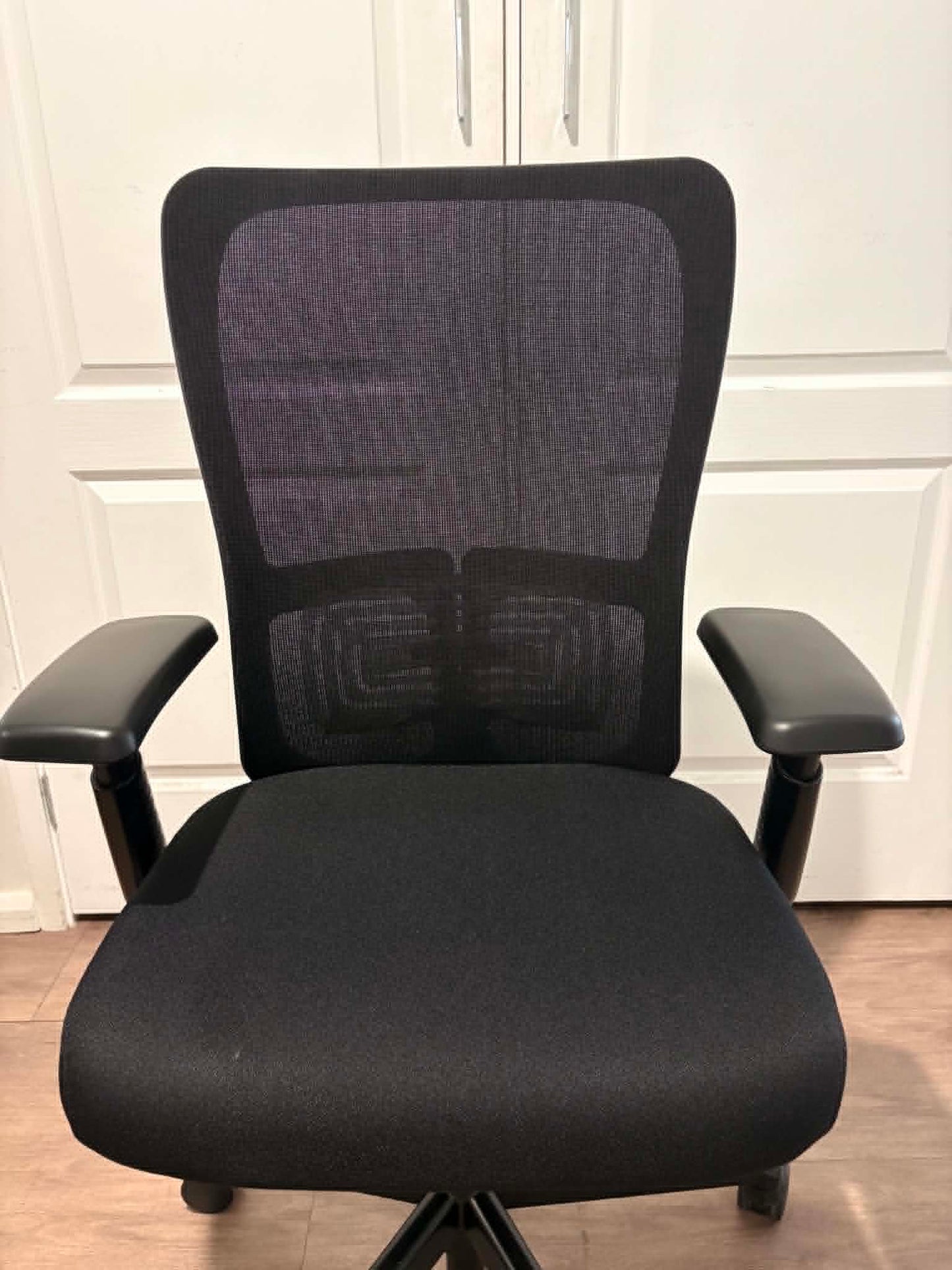 Refurbished Haworth Zody Ergonomic Office Chair – Black with 4D Armrests