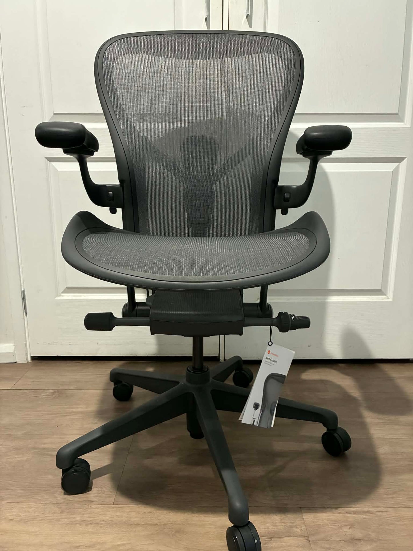 Herman Miller Aeron Remastered office chair - Brand new - Size C