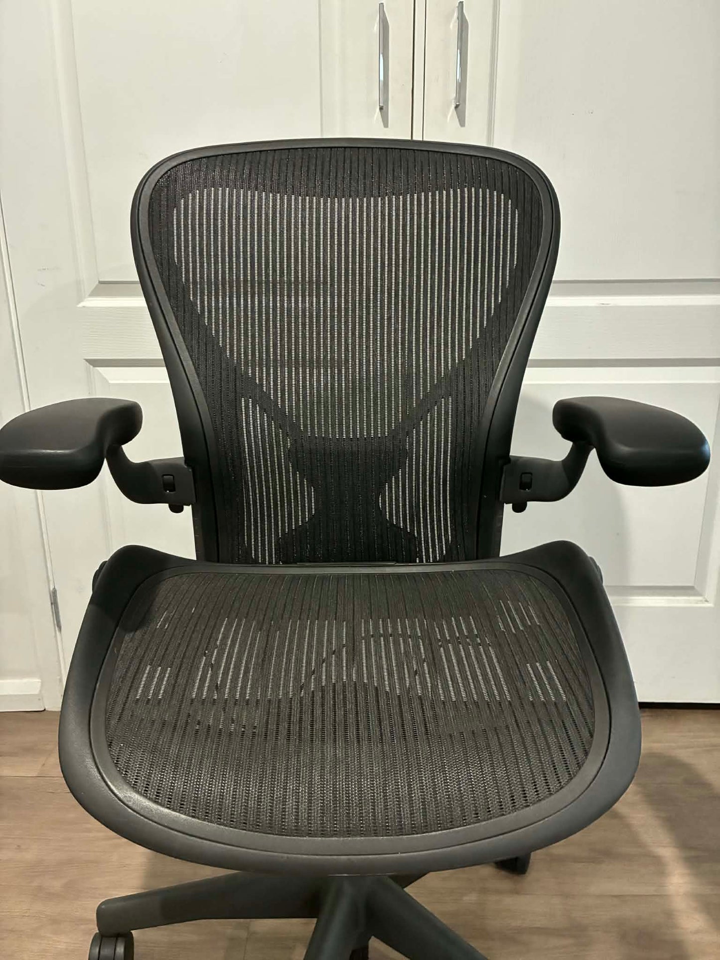 Herman Miller Aeron classic chair- in excellent condition