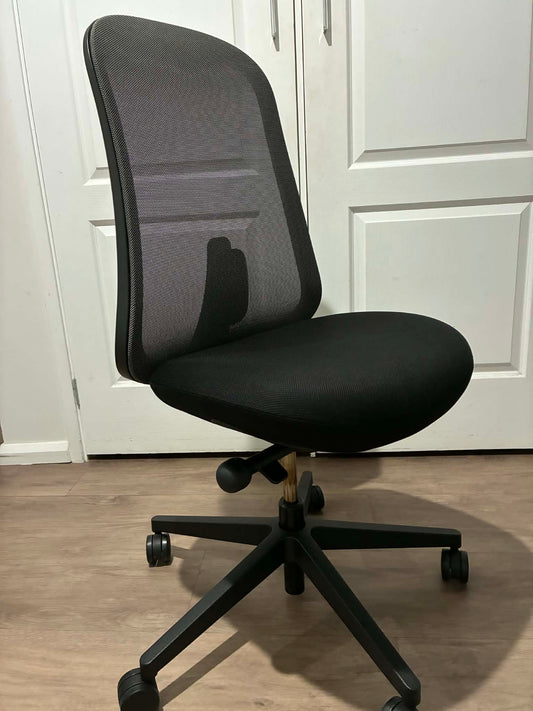 Herman Miller Lino Ergonomic Office Chair - Without armrs