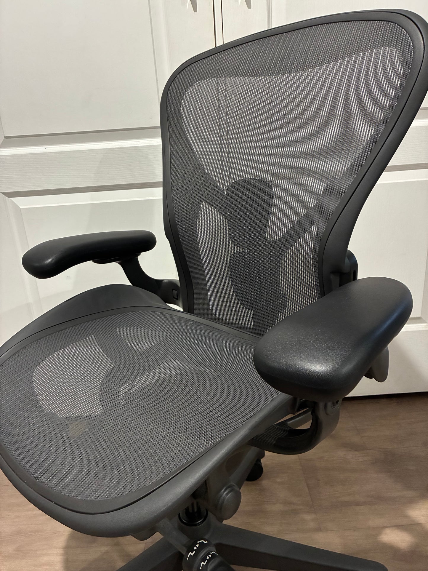 Used Herman Miller Aeron Remastered Office Chair – Excellent Condition, Fully Functional