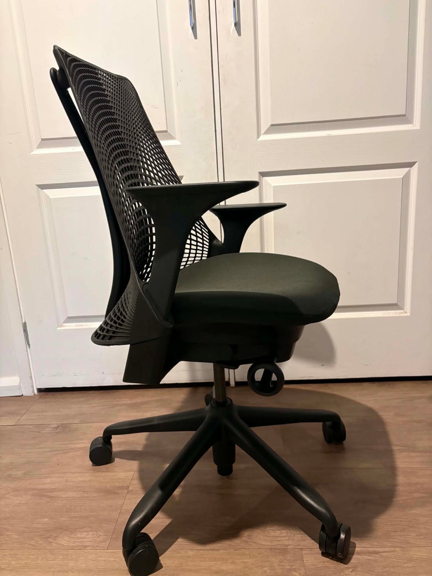 Herman Miller Sayl Ergonomic Office Chair – Fully Functional | Professionally Cleaned | Good condition