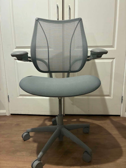 Humanscale Liberty Chair | Used Ergonomic Office Chair | Premium Mesh Task Chair
