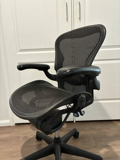 Herman Miller Aeron Ergonomic Office Chair – Used, Excellent condition - size B