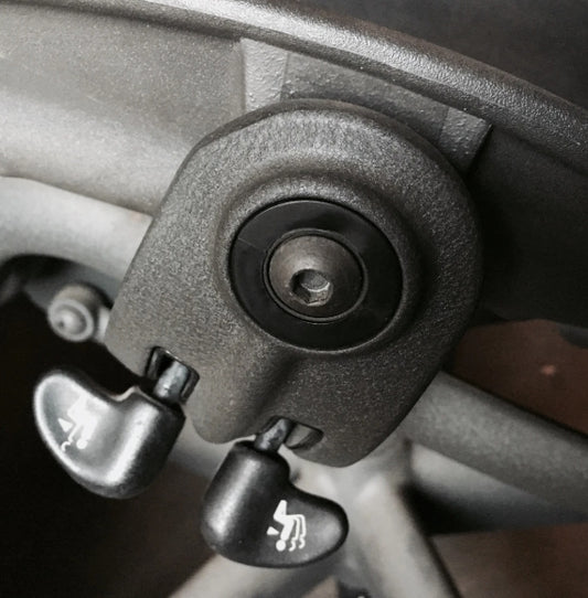 Herman Miller Aeron Chair Seat Bolts Hip Pivot and Bolt