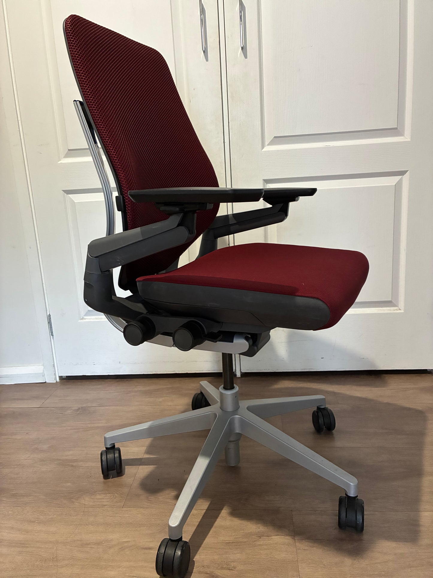 Steelcase Gesture Ergonomic Office Chair (Used Like New) | Premium Office Chair Australia