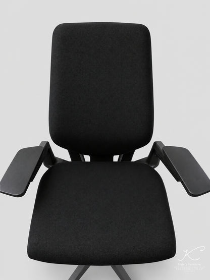 Steelcase Gesture Ergonomic Office Chair – Fully Refurbished