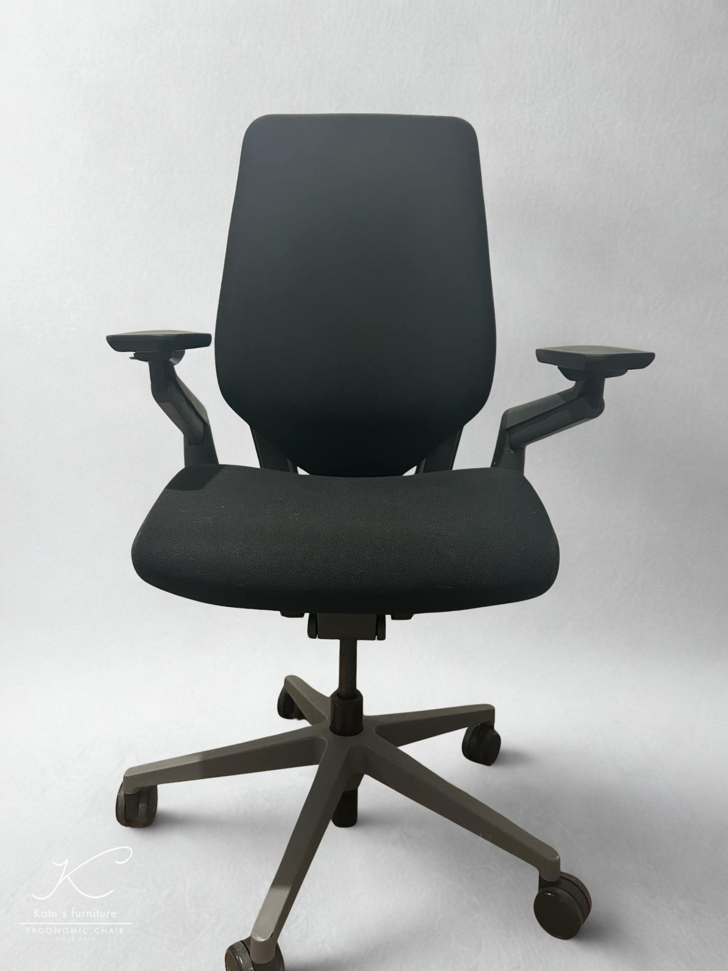 Steelcase Gesture Ergonomic Office Chair – Fully Refurbished