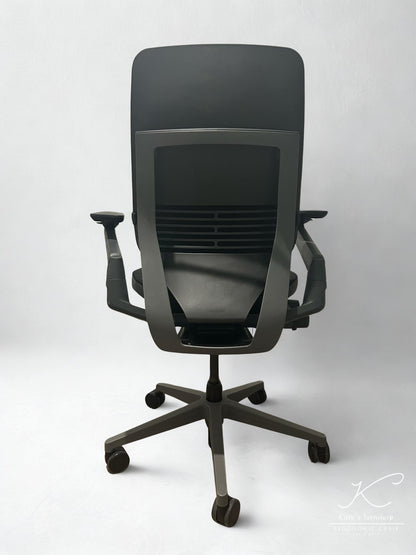 Steelcase Gesture Ergonomic Office Chair – Fully Refurbished