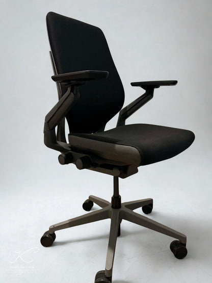 Steelcase Gesture Ergonomic Office Chair – Fully Refurbished