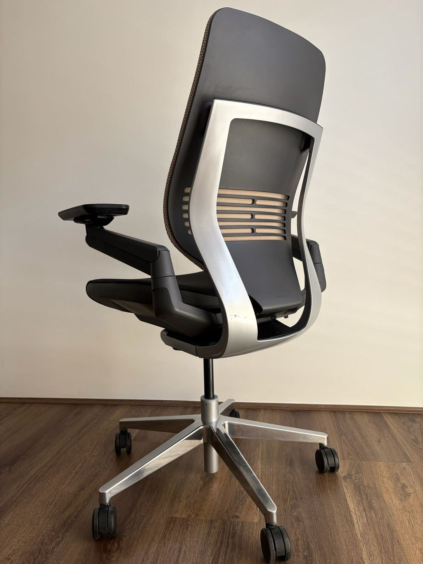 Steelcase Gesture ergonomic Office chair