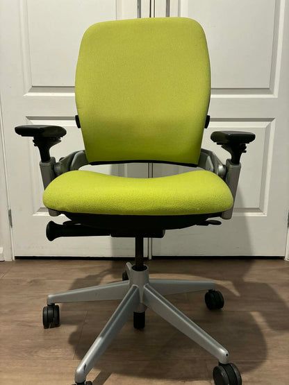 Steelcase Leap V2 ergonomic office chair - Green colour