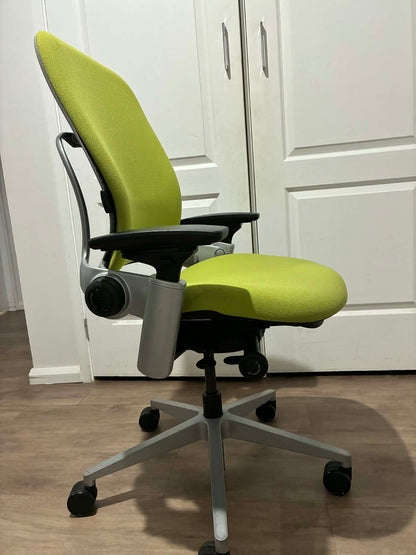 Steelcase Leap V2 ergonomic office chair - Green colour