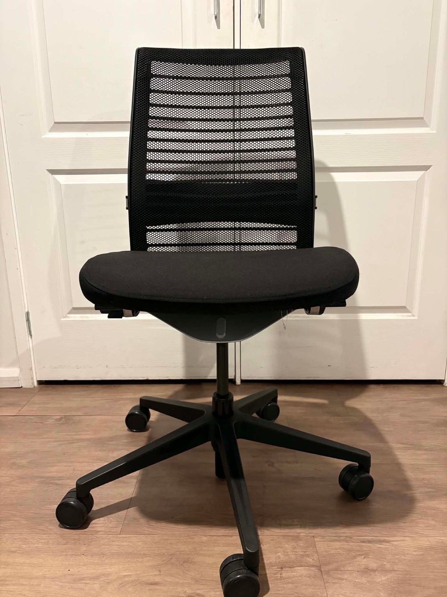 Steelcase Think V2 Ergonomic Office Chair – No Arms – Fully Refurbished