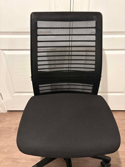 Steelcase Think V2 Ergonomic Office Chair – No Arms – Fully Refurbished
