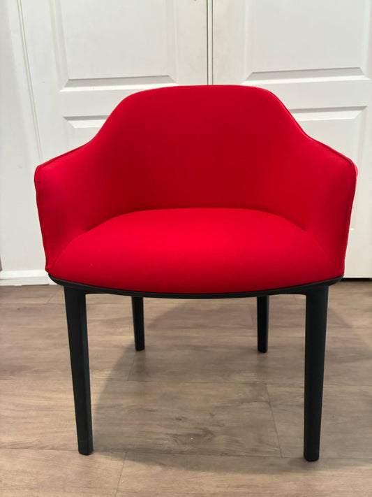 Vitra Softshell Tub Chair in Red – Modern Ergonomic Lounge Chair