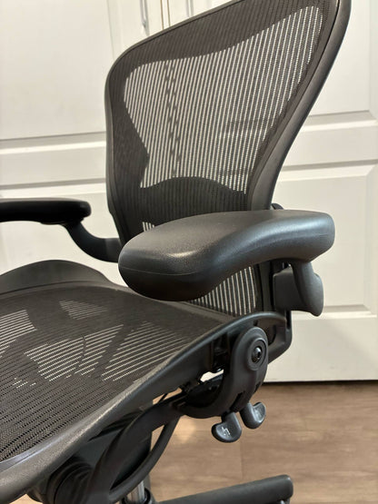 Herman Miller Aeron Ergonomic Office Chair – Used, excellent condition- Size B